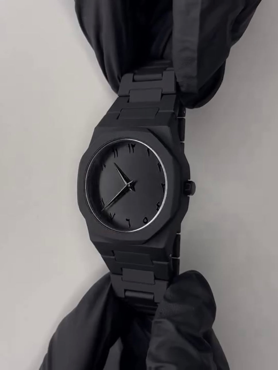 Black Aura Watch – Arabic Edition